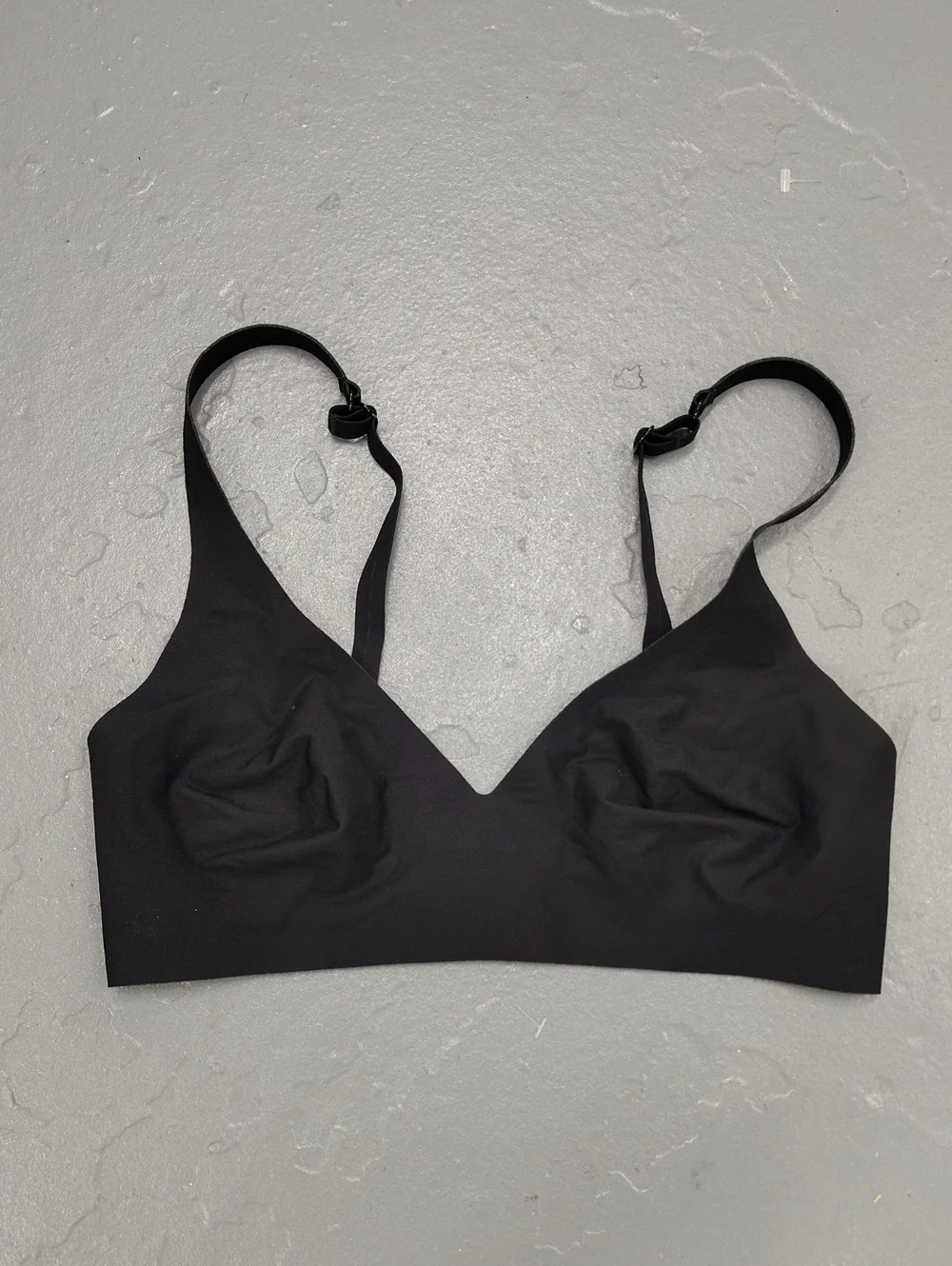 Bombas No Show Plunge Wireless Padless Black Bralette Size S